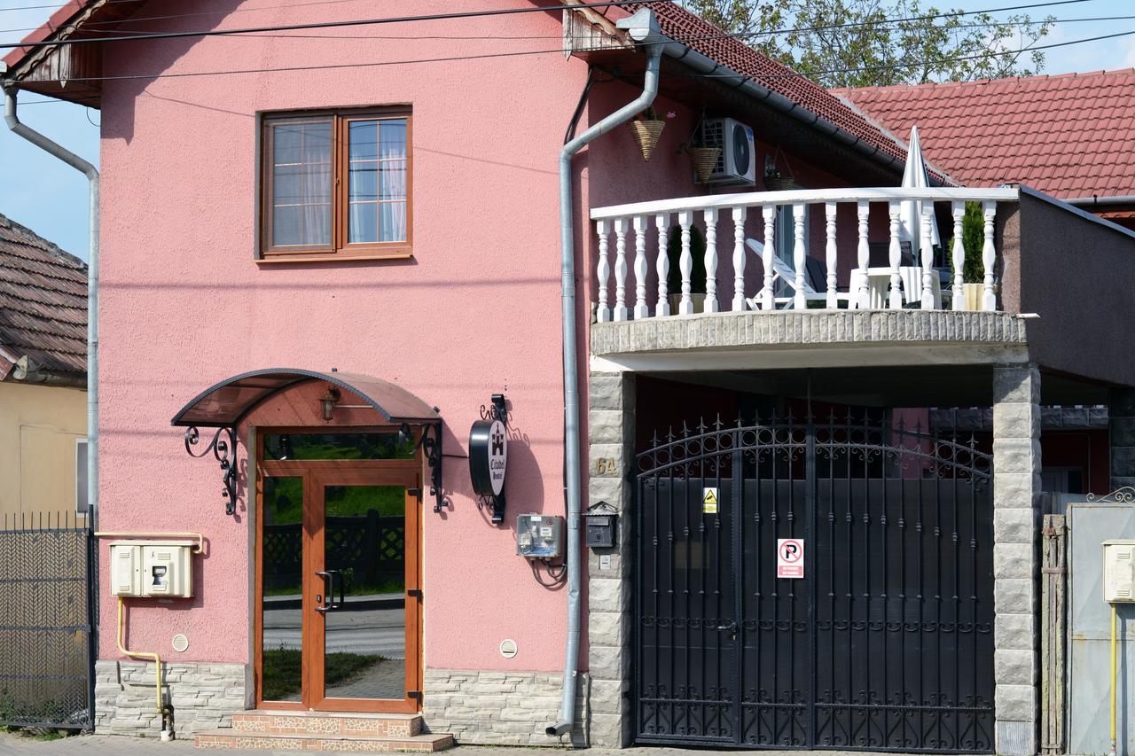 Citadel Hostel 阿尔巴·尤利亚· 外观 照片